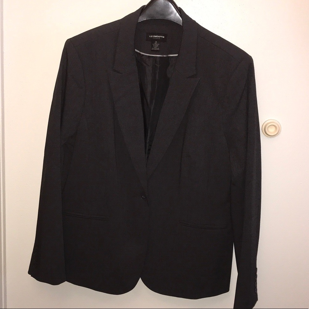 LAST CHANCE: Grey Blazer Women’s 18